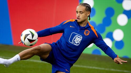 Xavi Simons wird intensiv beim FC Bayern gehandelt