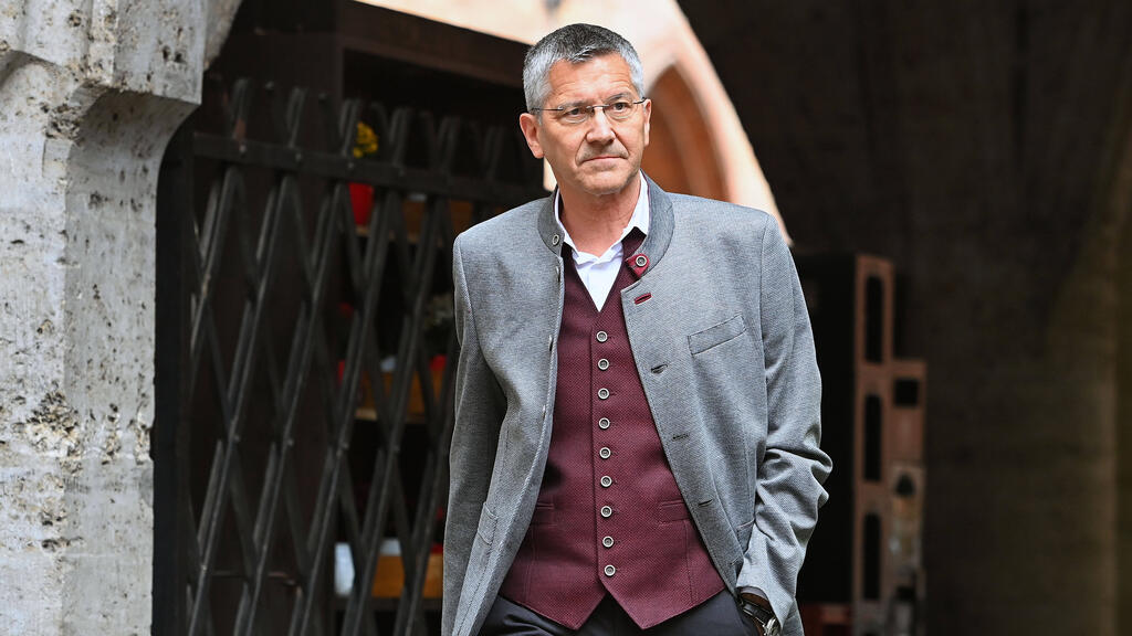 Herbert Hainer hat bestätigt, dass Florian Wirtz nicht zum FC Bayern wechselt Herbert Hainer hat bestätigt, dass Florian Wirtz nicht zum FC Bayern wechselt