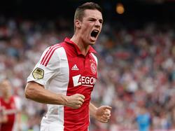Nick Viergever schreeuwt van vreugde nadat hij in de ArenA Ajax op 1-0 heeft gezet tegen Vitesse. (10-08-2014)