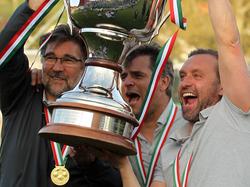 Doll (r.) holte in dieser Saison das Double mit Budapest