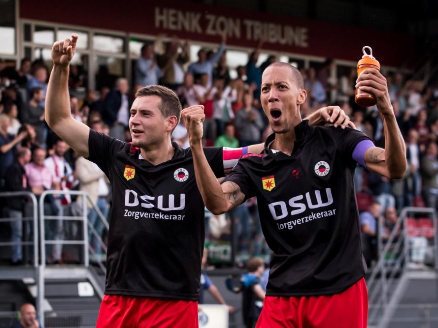 Luigi Bruins (l.) en Ryan Koolwijk vieren de 2-0 zege op FC Groningen. Excelsior kent een droomstart in de Eredivisie. (13-08-2016) Luigi Bruins (l.) en Ryan Koolwijk vieren de 2-0 zege op FC Groningen. Excelsior kent een droomstart in de Eredivisie. (13-08-2016)