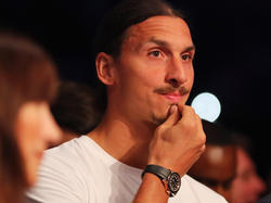 Zlatan Ibrahimović wartet offenbar noch ein einige Millionen Euro