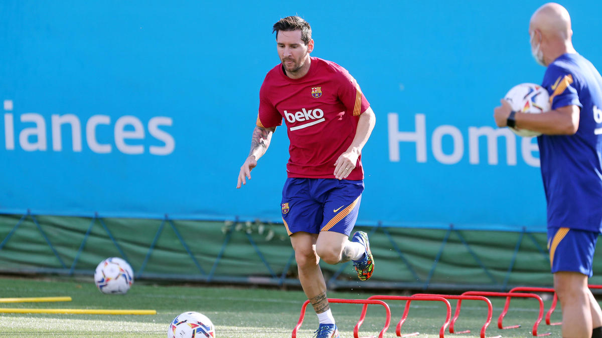 Lionel Messi bleibt Barca-Kapitän Lionel Messi bleibt Barca-Kapitän