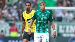 Keke Topp (r.) spielt seit diesem Sommer für Werder Bremen