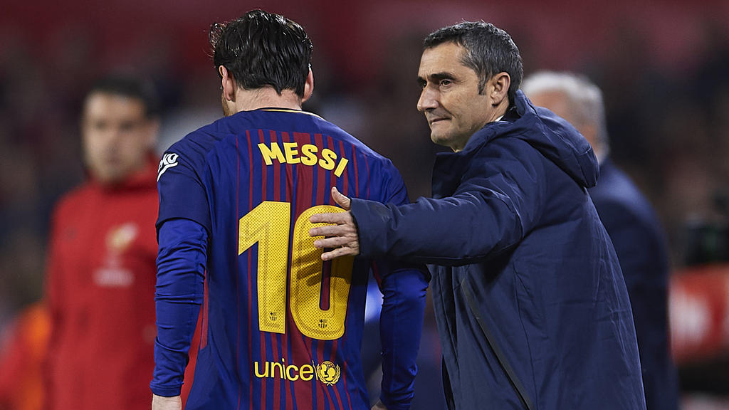 Valverde (r.) ist sich sicher: Messi spielt weiter für Argentinien