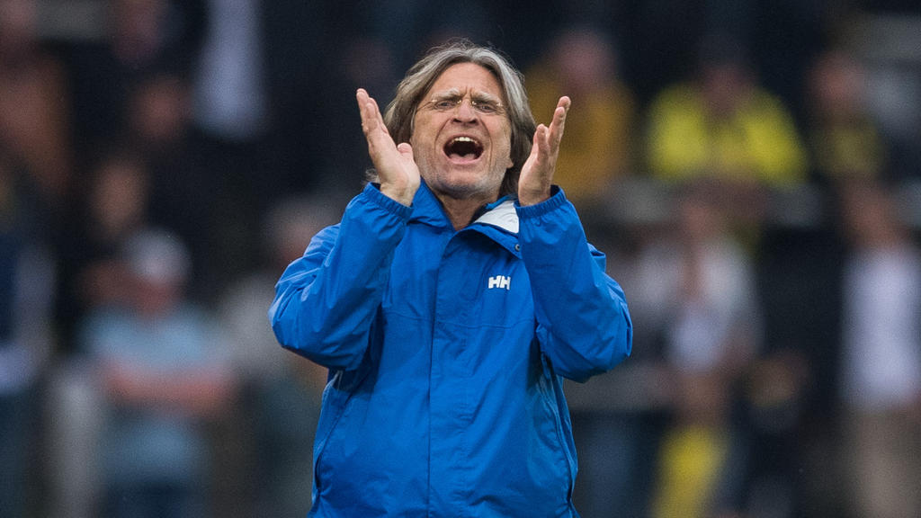 Norbert Elgert ist U19-Trainer des FC Schalke 04