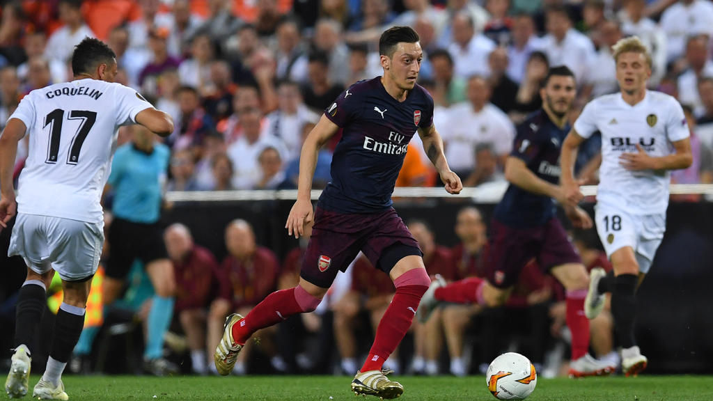 Mesut Özil kann mit dem FC Arsenal die Europa League gewinnen