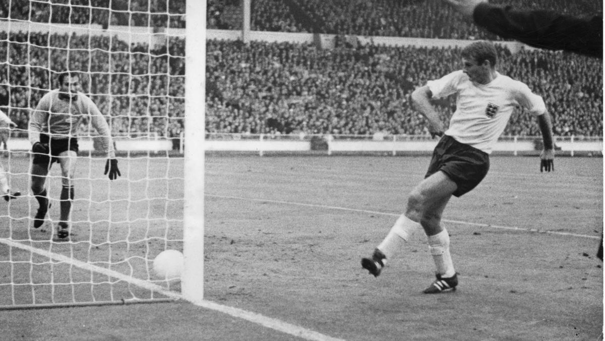 England-Legende Roger Hunt im Alter von 83 verstorben