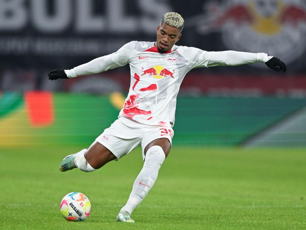 Benjamin Henrichs muss mit RB Leipzig beim BVB antreten Benjamin Henrichs muss mit RB Leipzig beim BVB antreten