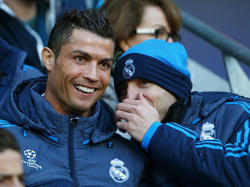 Cristiano Ronaldo hilft kleinem Jungen zurück ins Leben