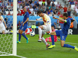 Im spanischen Team gesetzt und erfolgreich: Álvaro Morata (M.)