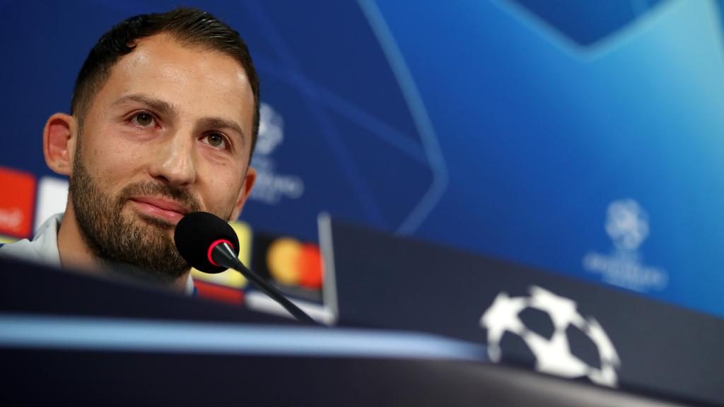 Domenico Tedesco hat sich den Fragen der Journalisten gestellt Domenico Tedesco hat sich den Fragen der Journalisten gestellt