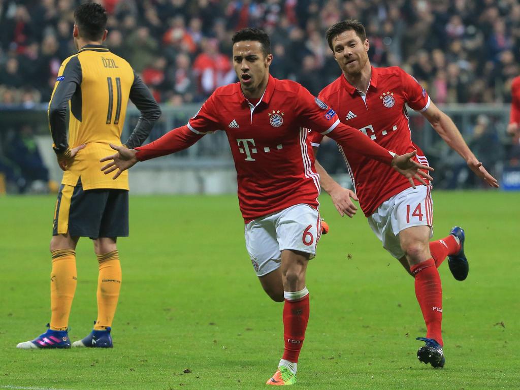 Der FC Bayern deklassierte Mesut Özil und Co. im Achtelfinal-Hinspiel