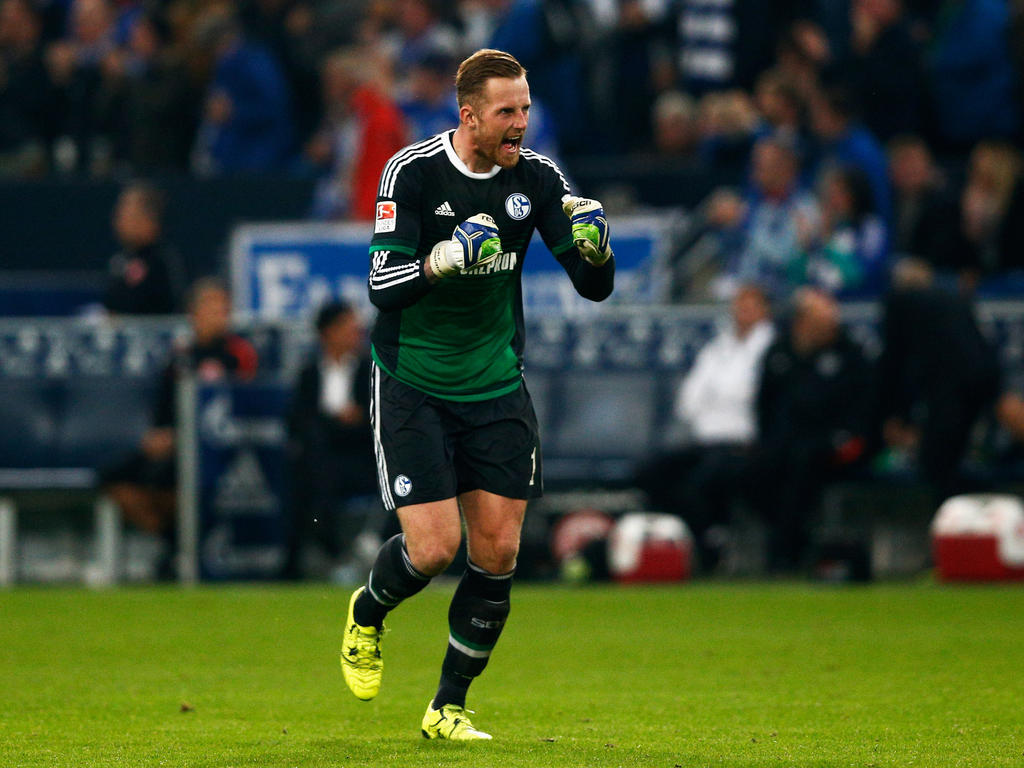 Ralf Fährmann seguirá defendiendo los palos del Schalke. (Foto: Getty)