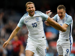 Harry Kane (l.) und Jamie Vardy erzielten die englischen Treffer