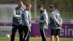 Tim Smolders, Karel Geraerts, Matthias Kreutzer und Mike Büskens bilden das neue Trainergespann beim FC Schalke 04