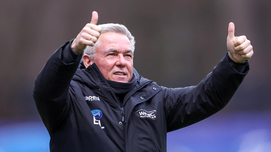 Olaf Janßen wechselt von Victoria Köln auf die Trainerbank des SV Sandhausen Olaf Janßen wechselt von Victoria Köln auf die Trainerbank des SV Sandhausen
