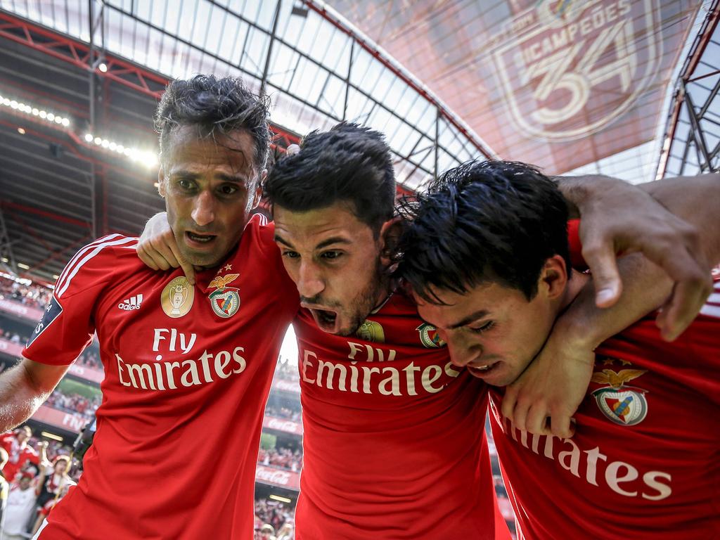 Benficas Spieler feiern den 35. Titel der Vereinsgeschichte