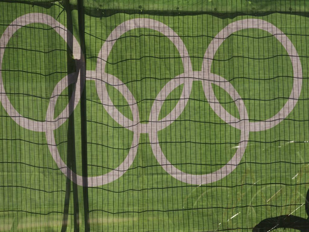Der Blick auf die Olympischen Ringe wird getrübt Der Blick auf die Olympischen Ringe wird getrübt