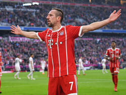 Franck Ribéry celebra su gol con la afición muniquesa. (Foto: Getty)