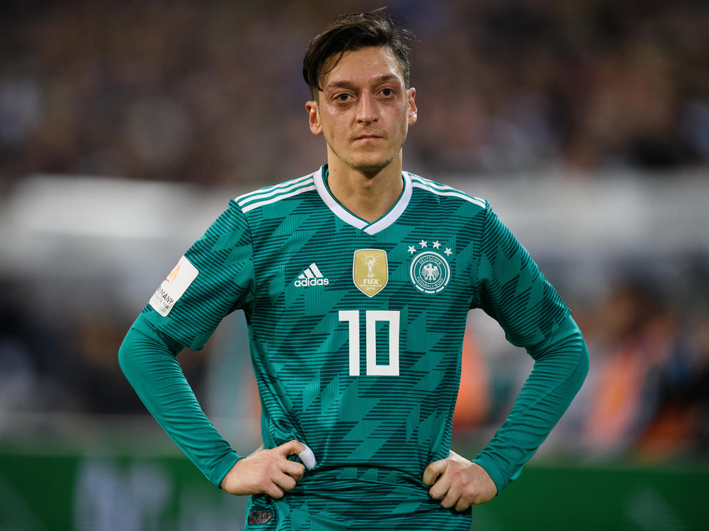 Im Kreuzfeuer der Kritik: Mesut Özil