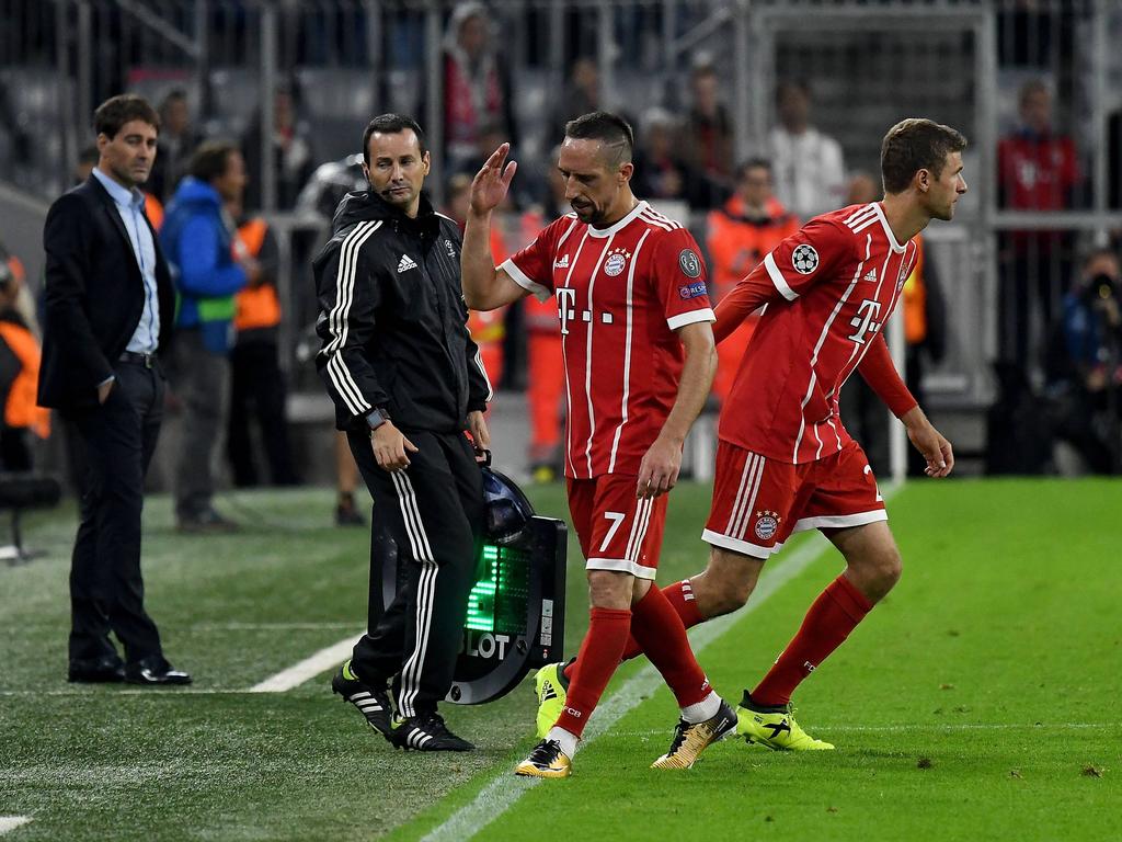 Franck Ribéry schleuderte sein Trikot nach seiner Auswechselung auf die Bank