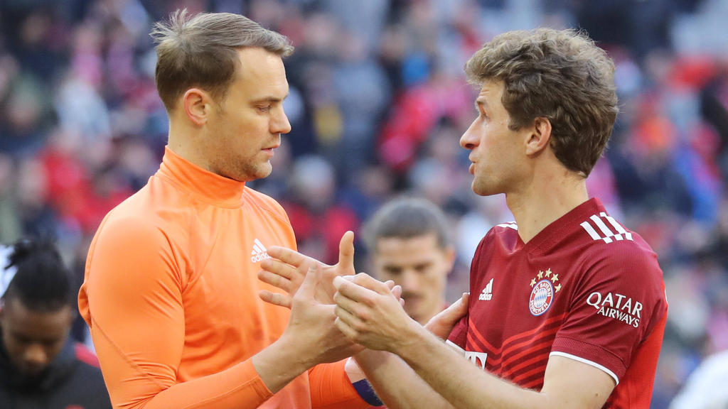 Manuel Neuer soll - genau wie Thomas Müller - zeitnah beim FC Bayern verlängern Manuel Neuer soll - genau wie Thomas Müller - zeitnah beim FC Bayern verlängern