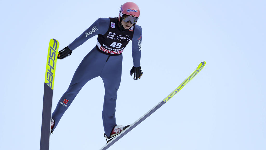 Karl Geiger hat den Weltcup in Val di Fiemme gewonnen Karl Geiger hat den Weltcup in Val di Fiemme gewonnen