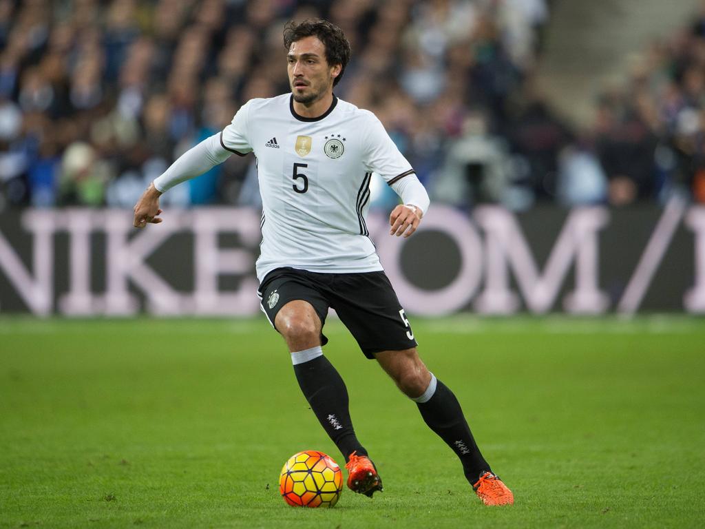 Mats Hummels steht im Kader für die Testspiele gegen England und Italien Mats Hummels steht im Kader für die Testspiele gegen England und Italien
