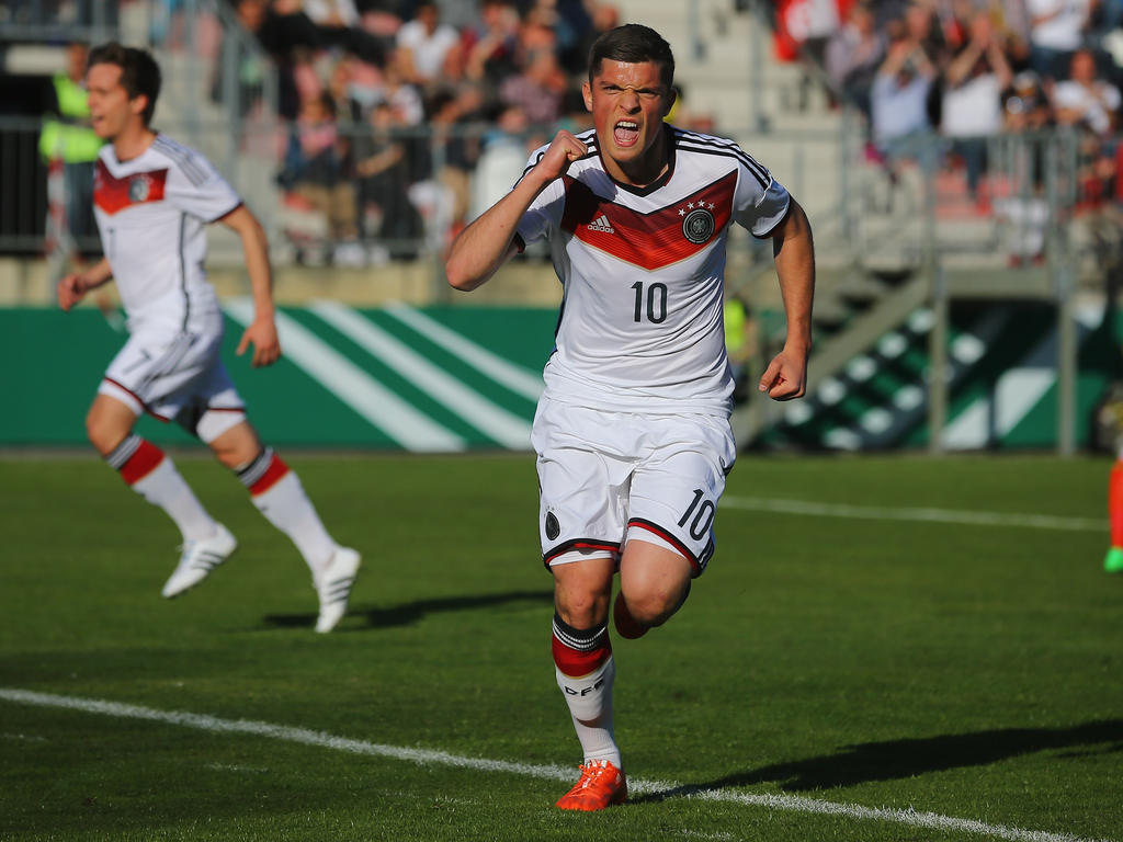 Eintracht Frankfurt bindet Enis Bunjaki langfristig