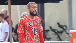 Noussair Mazraoui steht vor einem Abschied vom FC Bayern