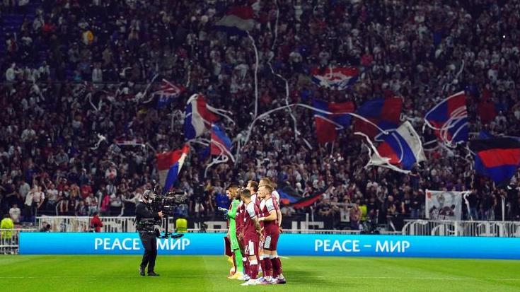 Nicht alle Fans von Olympique Lyon blieben beim Spiel gegen West Ham United friedlich