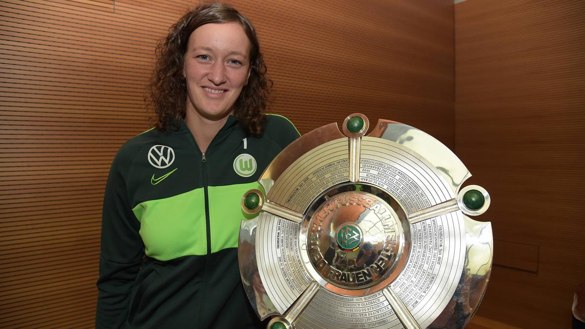 Almuth Schult lost das Pokal-Halbfinale aus Almuth Schult lost das Pokal-Halbfinale aus