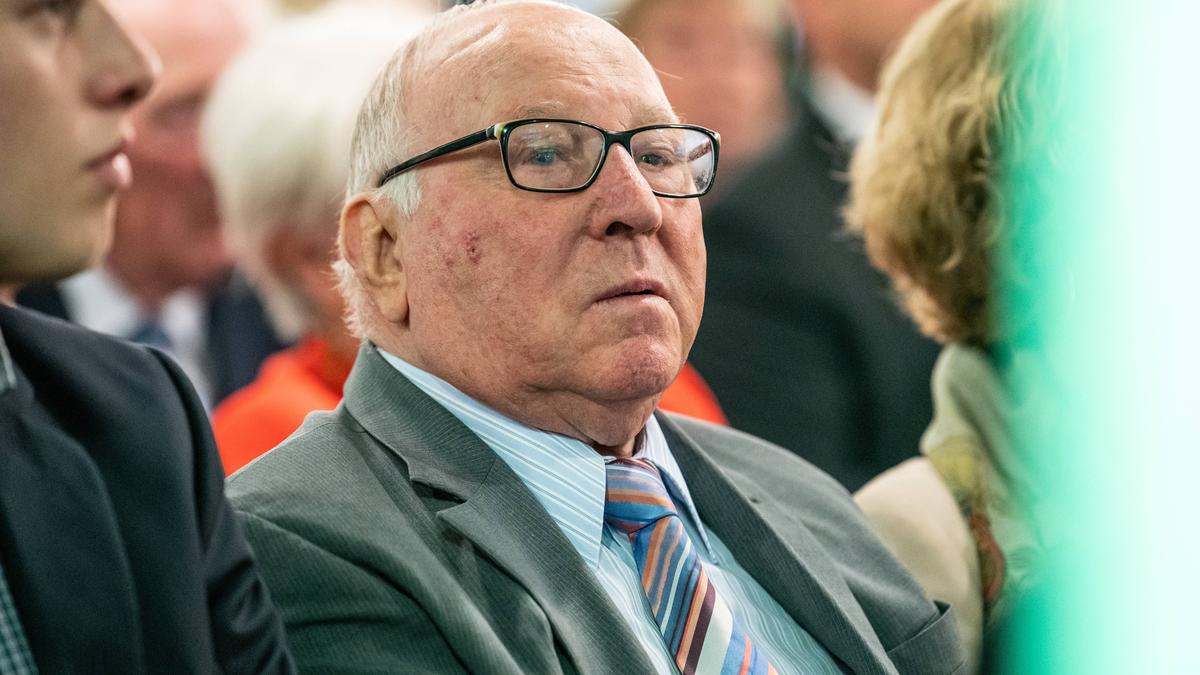 Große Sorgen um HSV-Idol Uwe Seeler Große Sorgen um HSV-Idol Uwe Seeler