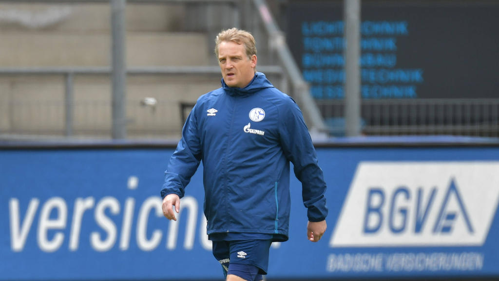 Mike Büskens ist Assistenztrainer beim FC Schalke 04