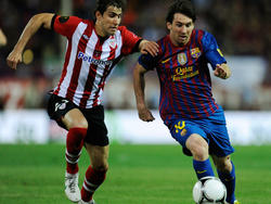 Lionel Messi a la derecha