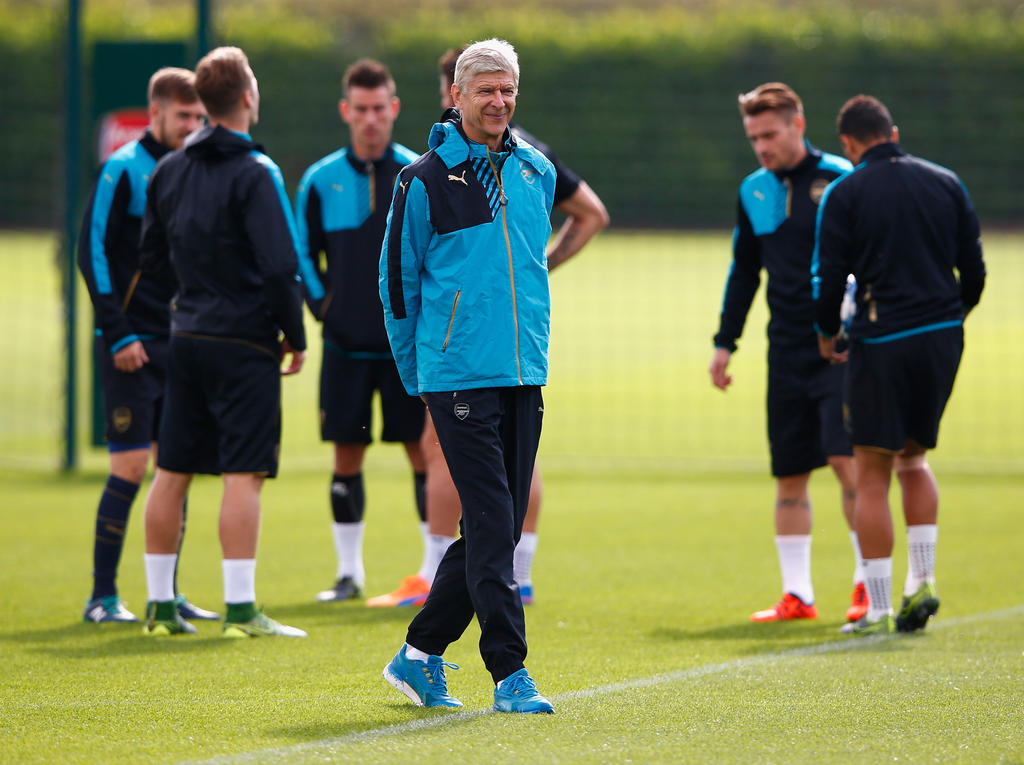 Arsène Wenger bereitet sein Team auf das momentan Arsène Wenger bereitet sein Team auf das momentan