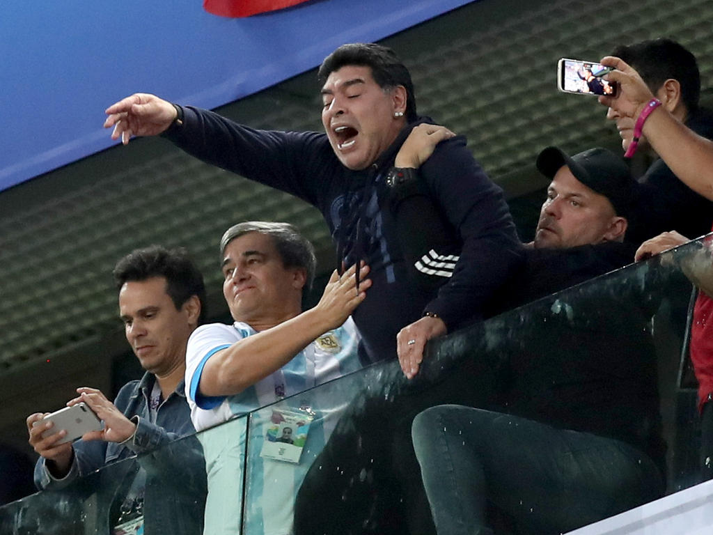 Maradona durante el Mundial de Rusia. (Foto: Getty)