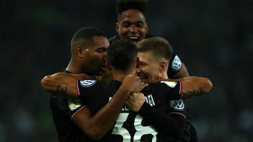 Freudentaumel bei Bayer Leverkusen