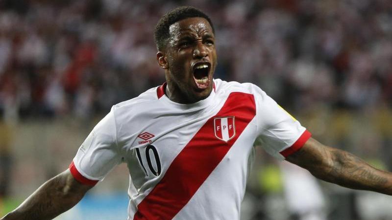 Jefferson Farfán fällt für Peru bei der Copa América aus Jefferson Farfán fällt für Peru bei der Copa América aus