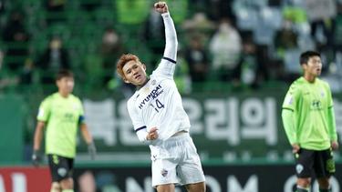 Dong-gyeong Lee soll das Interesse des FC Schalke geweckt haben