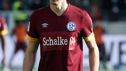 Der FC Schalke 04 lief zuletzt mit dieser Übergangslösung auf den Trikots auf