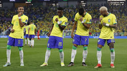 Nach den Toren im ersten Durchgang legten Neymar (r.) und Co. ein paar Tänze hin