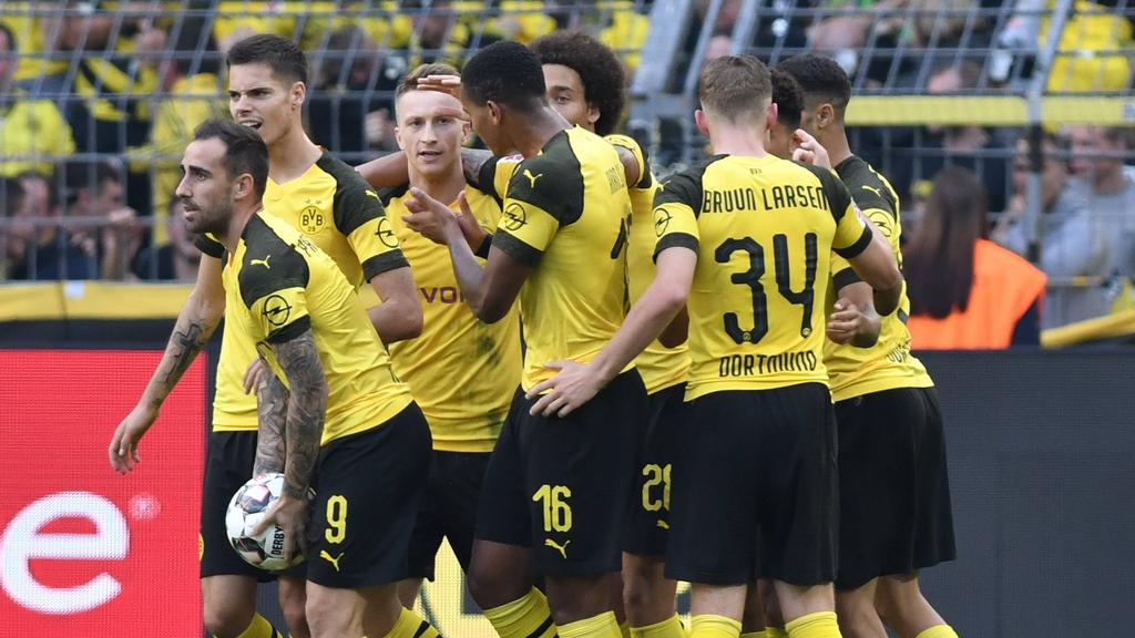 Borussia Dortmund bejubelt den knappen Sieg
