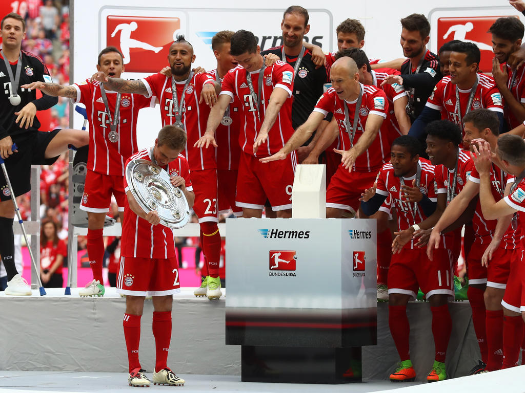 Mitten im Feier-Trubel dachten die Bayern schon wieder an die neue Saison