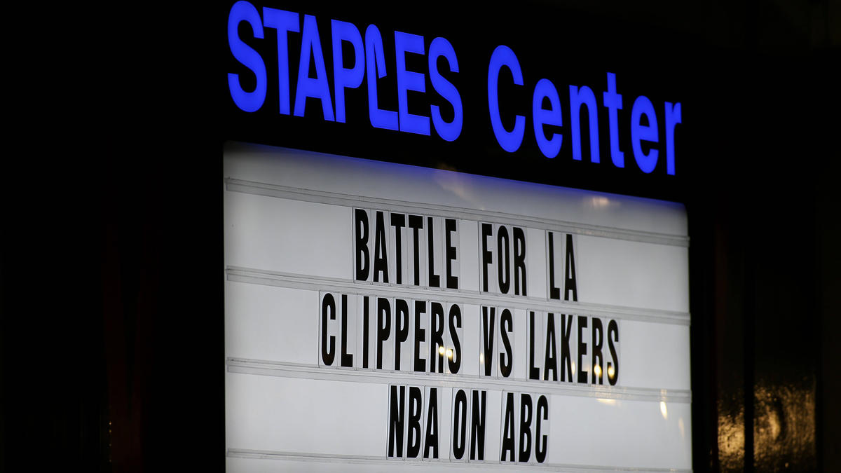 Bislang spielen die Clippers gemeinsam mit den Lakers im Staples Center in Los Angeles Bislang spielen die Clippers gemeinsam mit den Lakers im Staples Center in Los Angeles