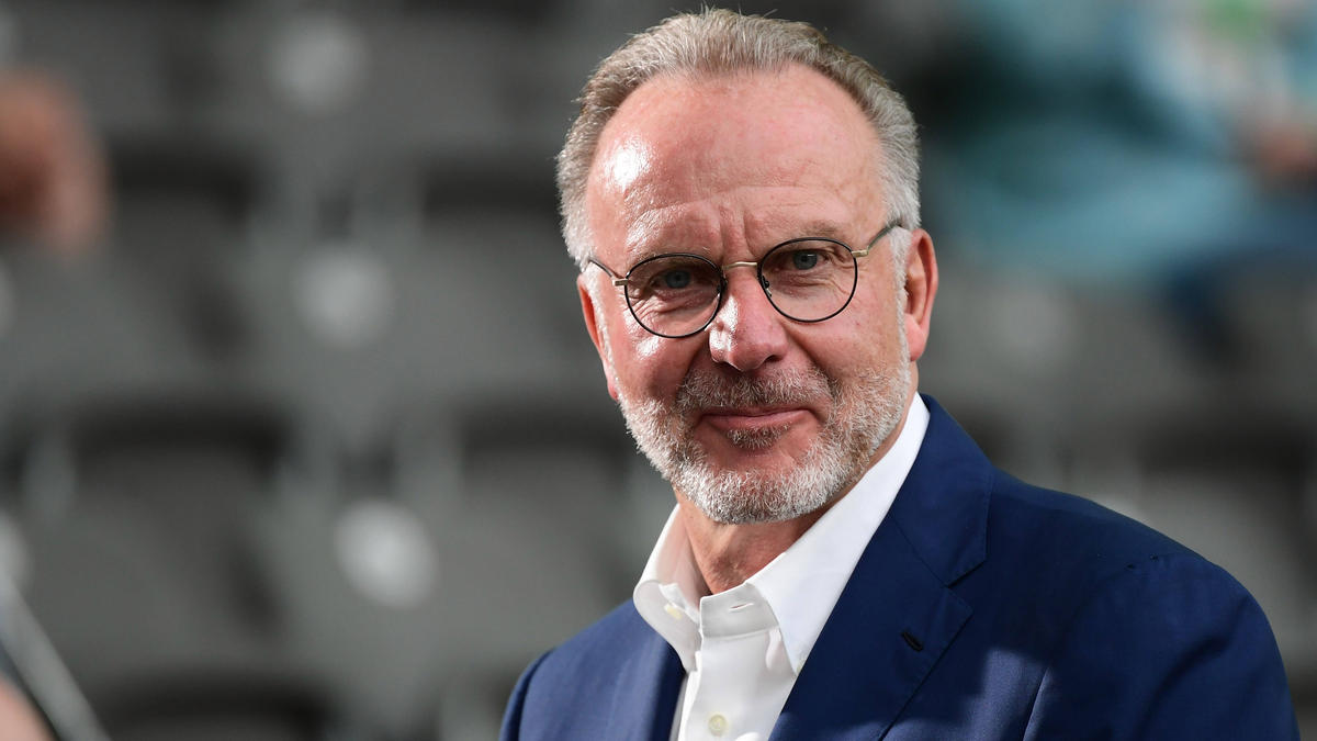 Karl-Heinz Rummenigge brachte seinen Respekt für PSG zum Ausdruck Karl-Heinz Rummenigge brachte seinen Respekt für PSG zum Ausdruck