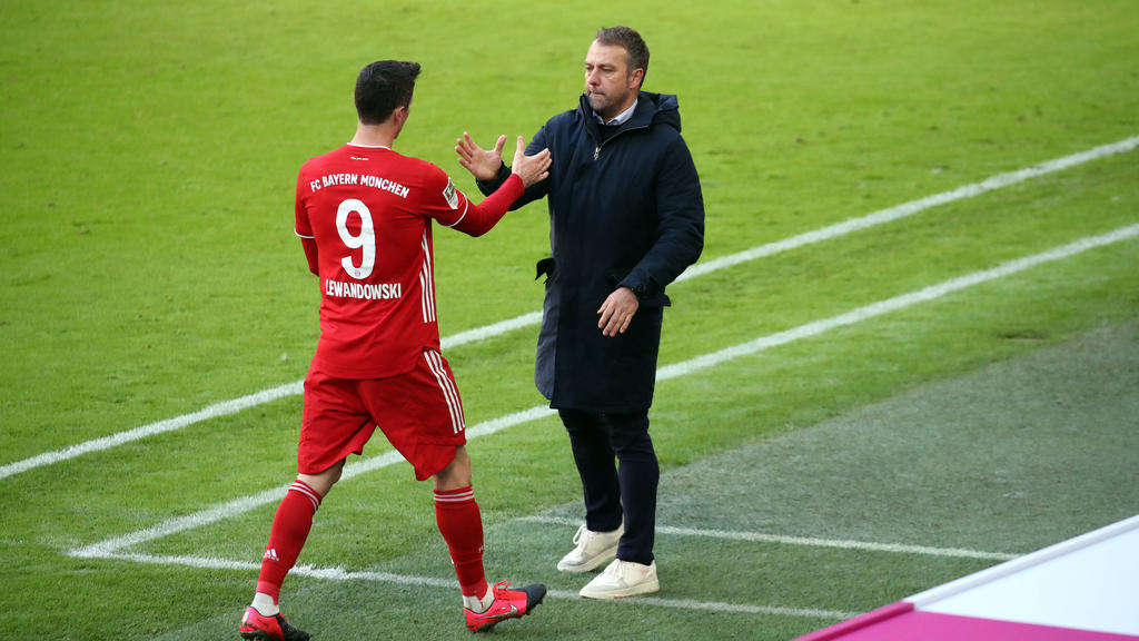 FC Bayern gegen PSG zweimal ohne Robert Lewandowski (l.)