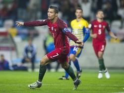 Ronaldo lideró a la campeona de Europa a la primera victoria en fase de clasificación. (Foto: Getty)