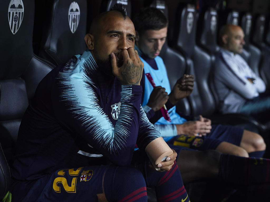 Vidal se encuentra en Barcelona muchas veces en el banquillo. (Foto: Getty)